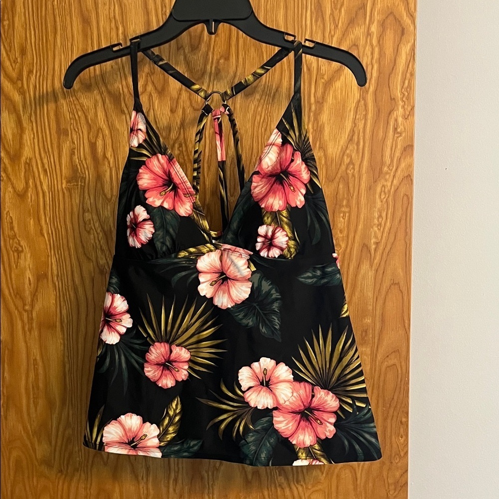 Kona Sol size Large Floral Black Sleeveless Top